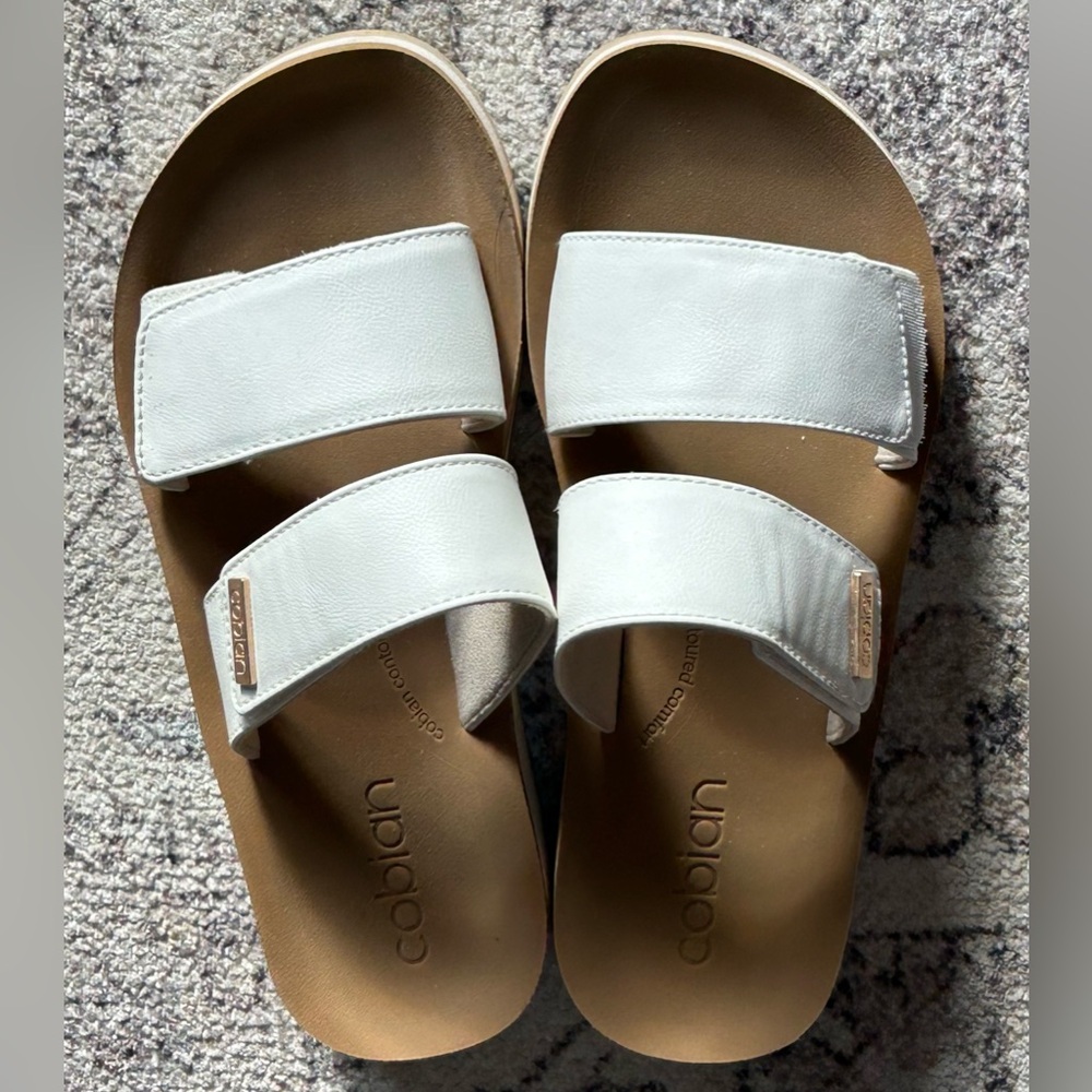 🛍️(NWOT) Cobian Dana Rise Women's White Sandals Size 7